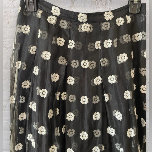 Sachin & Babi Noir Black Silk Embroidered Floral Midi Skirt Women Size 4 A-line - Picture 3 of 10